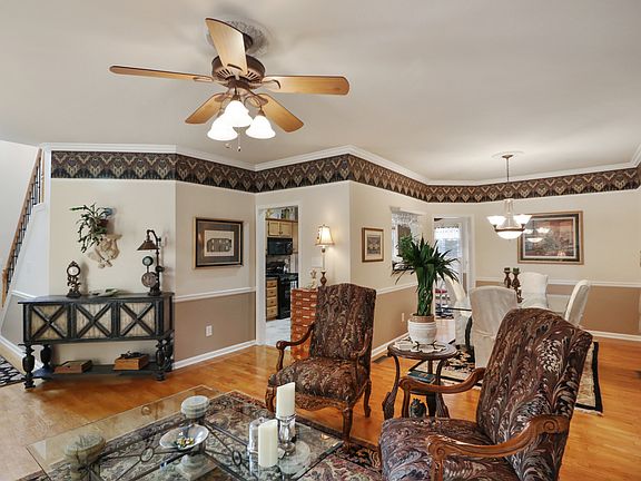 5th image of 2144 Berryhill Cir SE