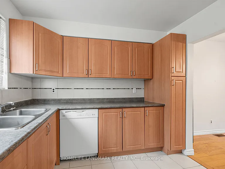 67 Godstone Rd #112 — Photo 7
