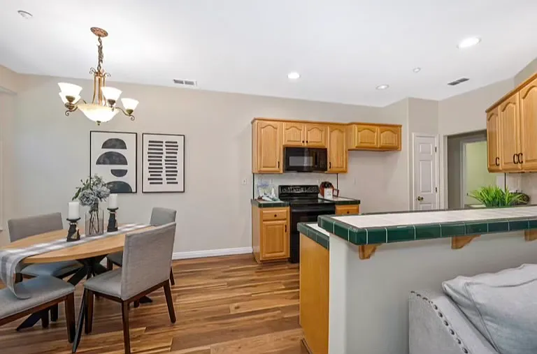 3729 Coldwater Dr — Photo 6