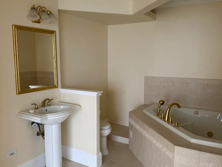 1301 1st St S #1602 — Photo 34