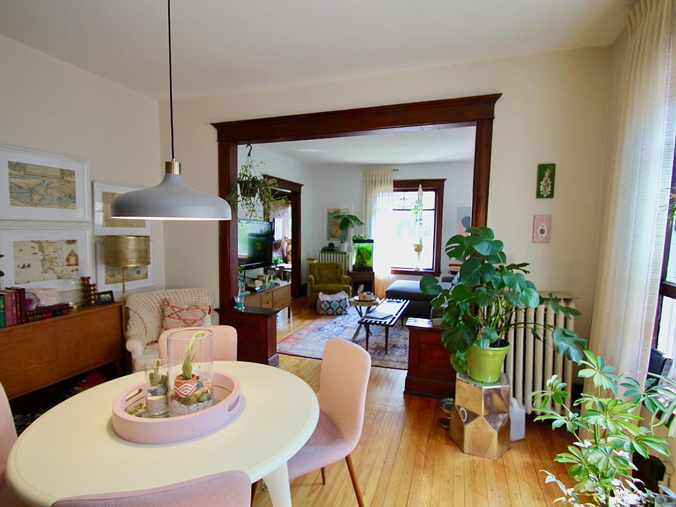 1st image of 2308 Girard Ave S #3