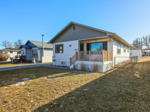 319 Saint Anne St, Rapid City, SD 57701