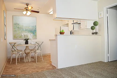 Heritage Oaks Senior Apartments Photo 1