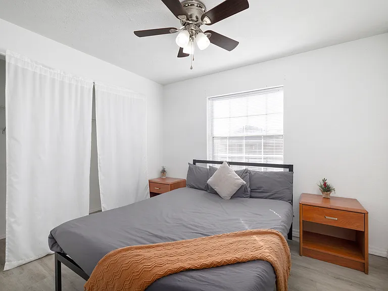 301 Twin Oaks #301 — Photo 9