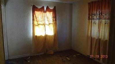 4th image of 2528 Germantown St