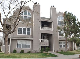 5745 W Atlantic Pl APT 101, Lakewood, CO 80227