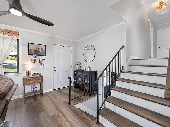 5th image of 3838 Lyn Dr
