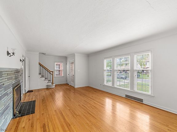 4th image of 3640 Blanche Ave