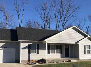 691 Red Maple St, Bowling Green, KY 42101