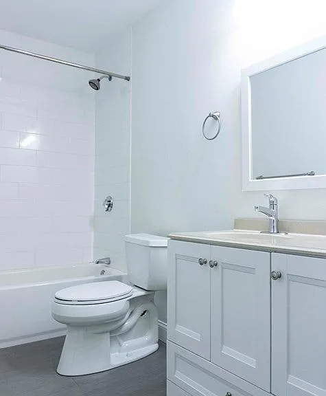 2747 Washington St #1 — Photo 9