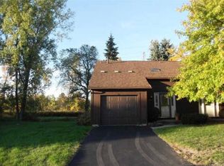 766 Robin Rd #TOWNHOUSE, Amherst, NY 14228