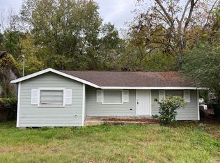 824 E Avenue H, Silsbee, TX 77656