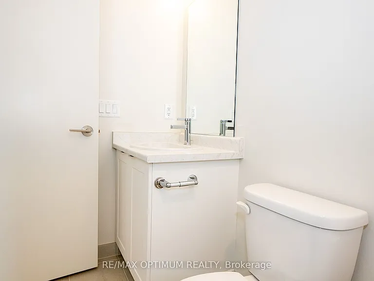 58 Sky Harbour Dr #405 — Photo 8