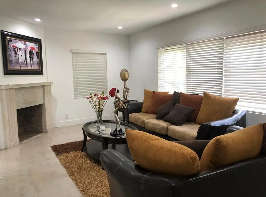 2 bed, 1275 sqft, $3,200 — Photo 2