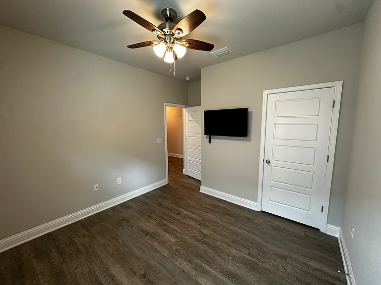 31468 Memphis Loop — Photo 19