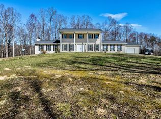 506 Lake Rd, Caryville, TN 37714