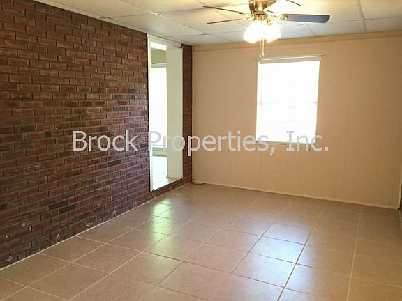5th image of 3824 San Gabriel Dr