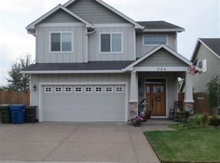 904 Mallard St, Silverton, OR 97381
