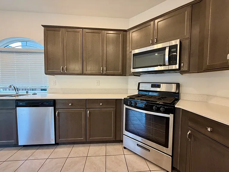 7748 Pacific Dunes St — Photo 15