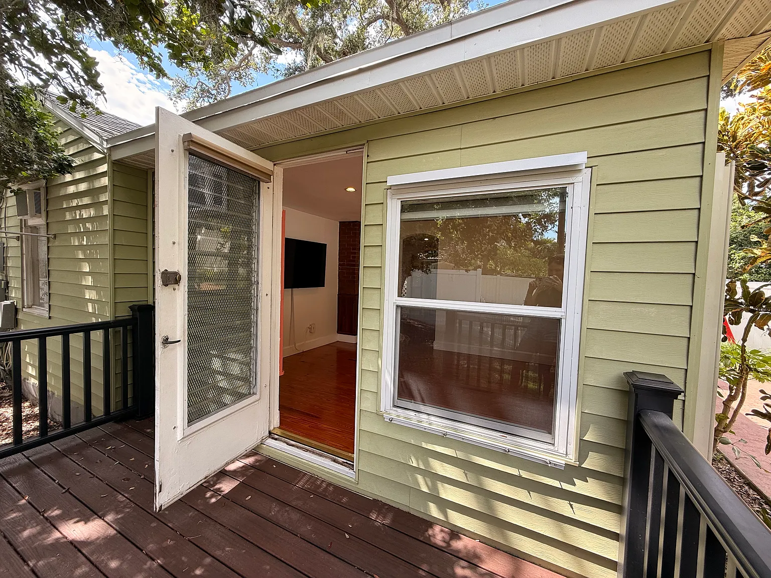 1 bed, 637 sqft, $1,850 — Photo 3