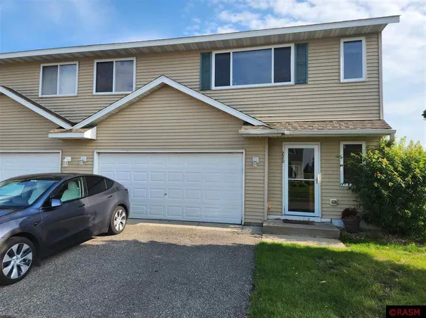 220 Tanager Path, Mankato, MN 56001