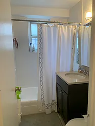 Rented by R New York