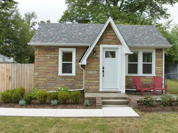 23044 Powell Ave, Hazel Park, MI 48030