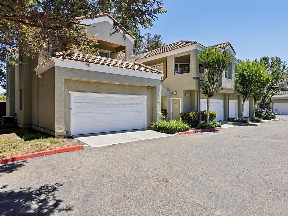 1st image of 202 San Pedro Cir