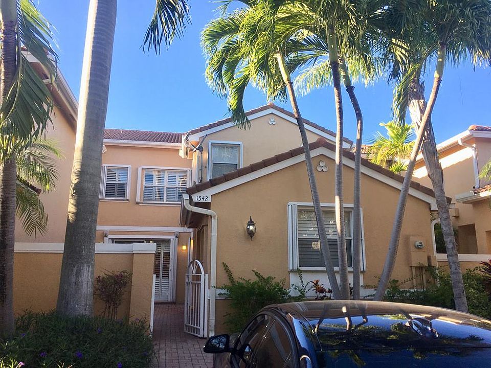 1st image of 1542 Yellowheart Way