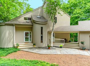 356 E Hyerdale Dr, Goshen, CT 06756