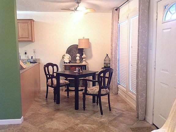5th image of 615 Bay Colony Dr APT 10