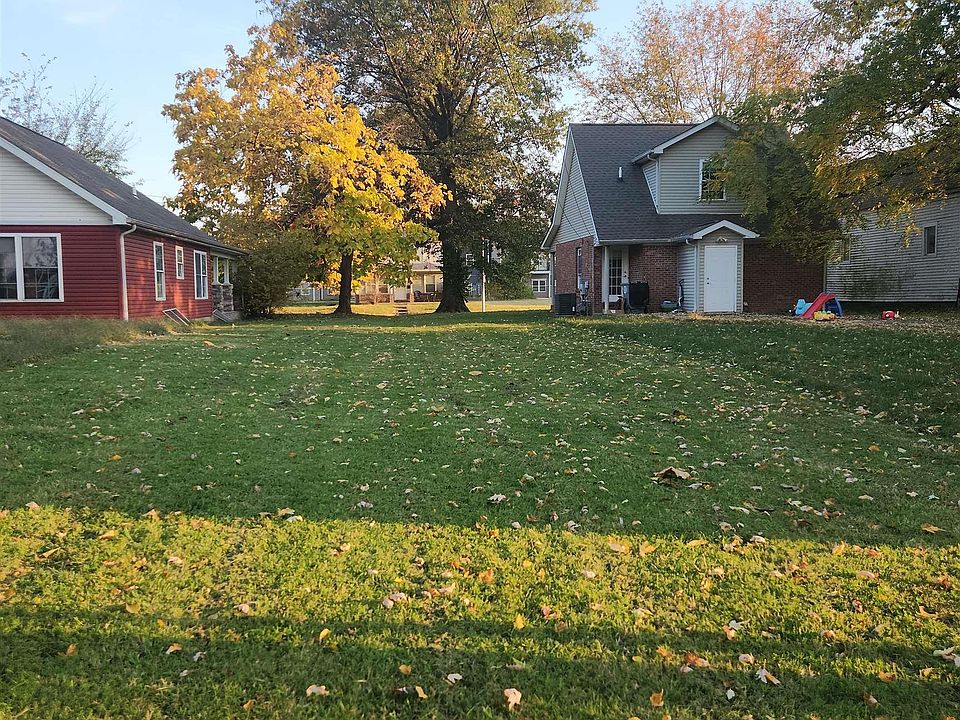 2nd image of 1012 Cherry St