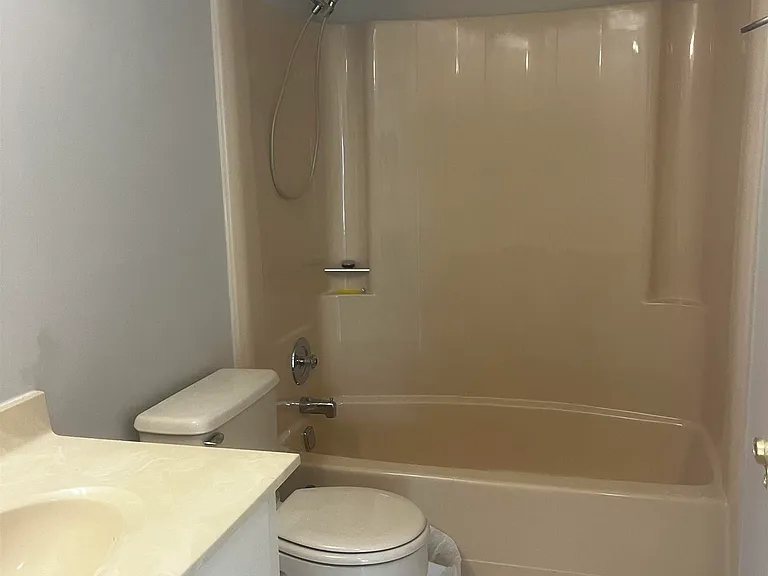 49 Pheasant Meadow Dr — Photo 7