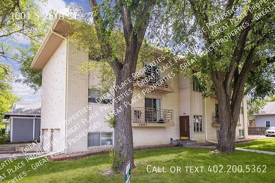1 bed, 420 sqft, $619 — Photo 2