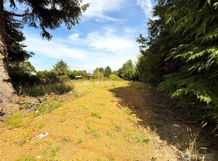 558 Point Brown Ave SE, Ocean Shores, WA