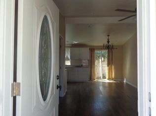 533 Palm Dr, Oxnard, CA 93030