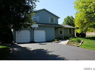 120 Benoit Dr, Syracuse, NY 13209