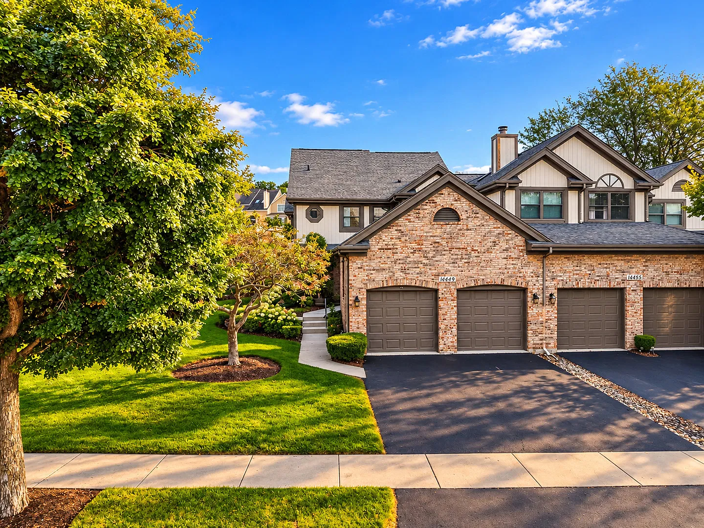 4 bed, 3.5 bath, 2086 sqft, $5,000 — Photo 1