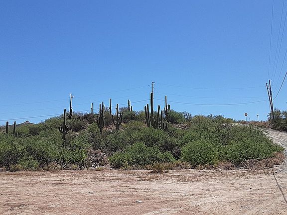 4th image of 32995 S Maggie Mine Rd
