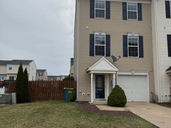 4128 Strawbridge Ct, Dover, PA 17315