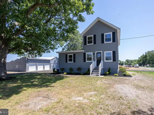 201 Sumner St, Buena, NJ 08326
