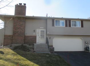 1106 145th St E, Burnsville, MN 55337