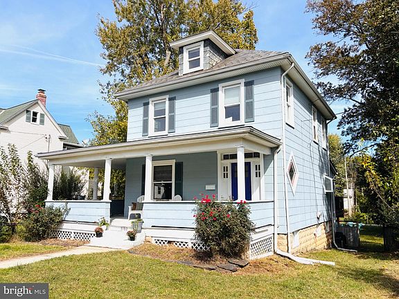 3rd image of 3102 White Ave