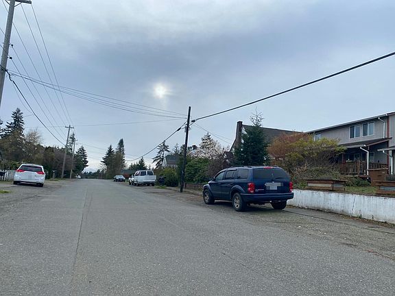 4th image of 1025 Ellinor Ave