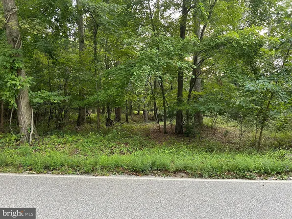 801 Sandbank Rd, Mount Holly Springs, PA 17065