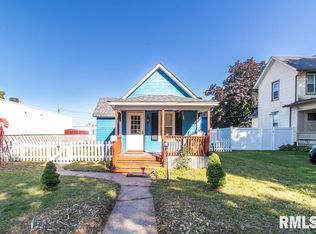 414 54th St, Moline, IL 61265