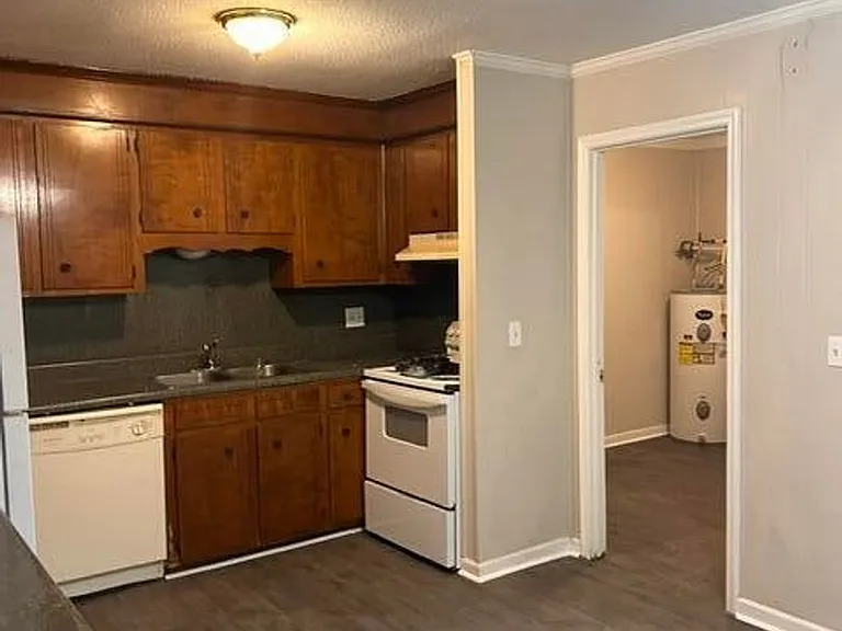 125 Brush Blvd — Photo 2