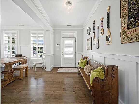 3rd image of 4409 Taylor Pl