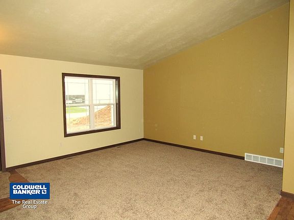 Spacious living room