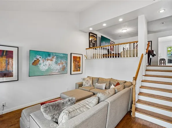 27 Tiburon Ct, Manhattan Beach, CA 90266